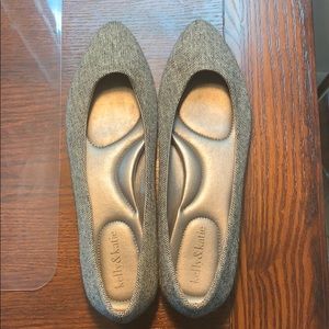 Kelly & Katie Flats - size 10
